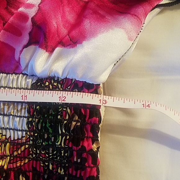 Silky Tropical Blouse - Picture 2 of 6